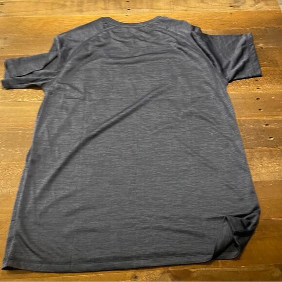 NHL‎ Nashville Predators Tee - Picture 4 of 4